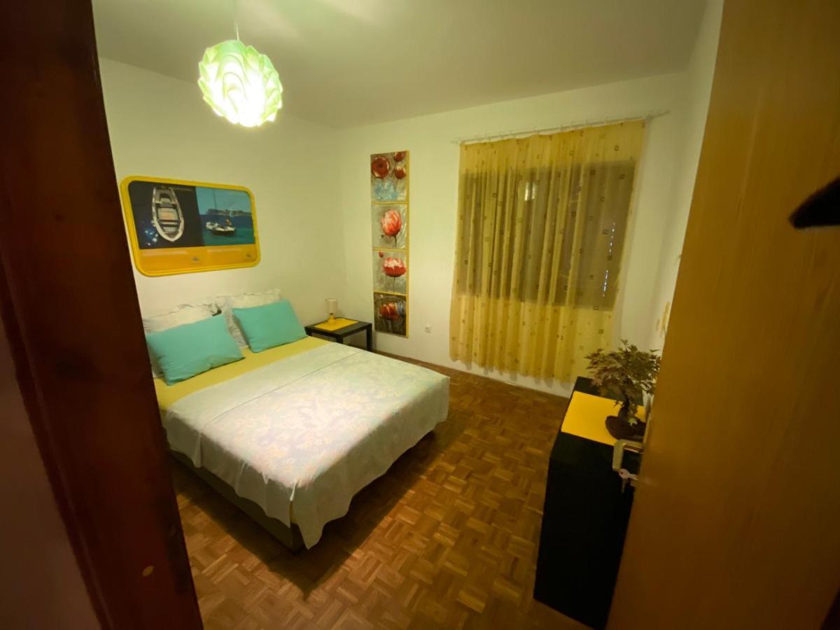 Appartamento Donna Dervis Herceg Novi Esterno foto
